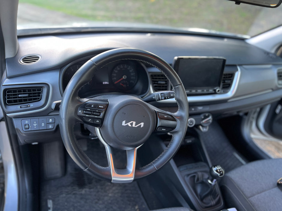 Kia Stonic 382 - Boîte manuelle